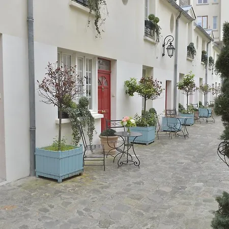 Hotel Unic Renoir Saint Germain 3*