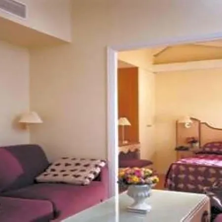 Unic Renoir Saint Germain 3* Paris