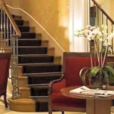 Unic Renoir Saint Germain 3* Parijs