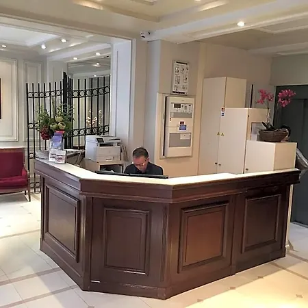 Unic Renoir Saint Germain Hotel
