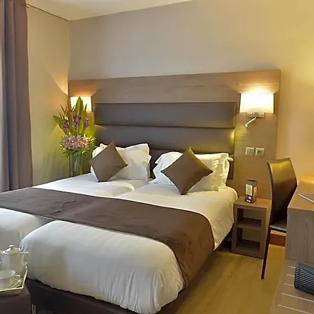 Hotel Unic Renoir Saint Germain Paris