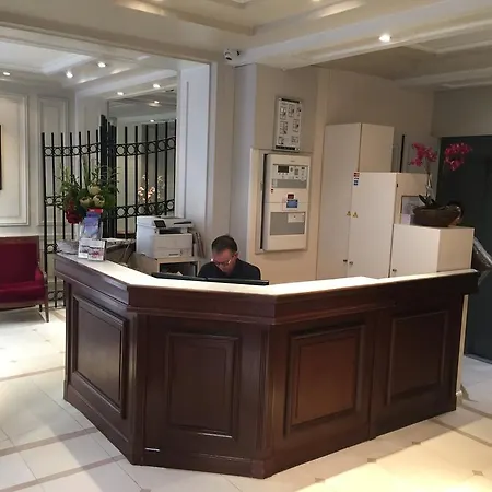 Unic Renoir Saint Germain Hotel