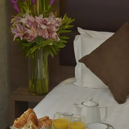 Hotel Unic Renoir Saint Germain