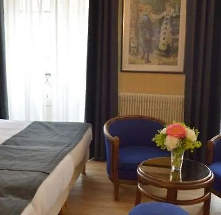 Unic Renoir Saint Germain Hotel