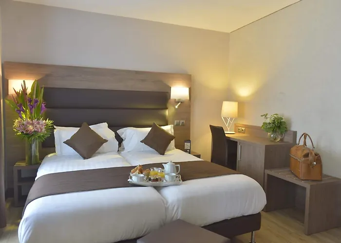 Unic Renoir Saint Germain Hotel 3*