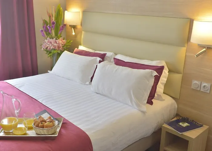 Unic Renoir Saint Germain Paris