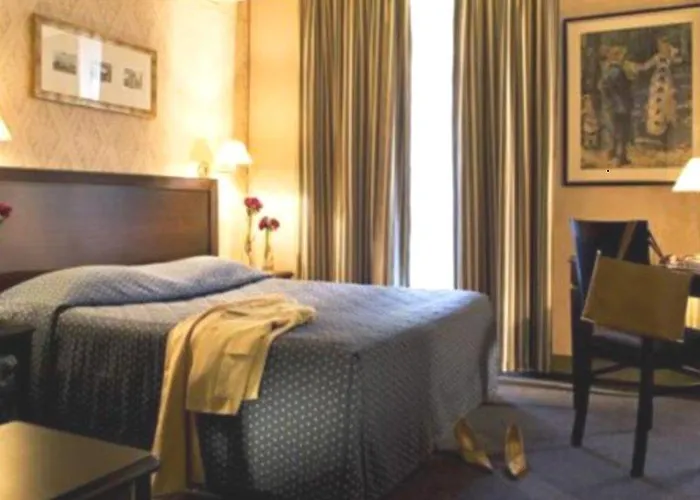 Unic Renoir Saint Germain Paris