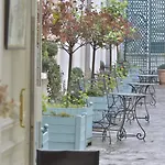 Otel Unic Renoir Saint Germain Paris